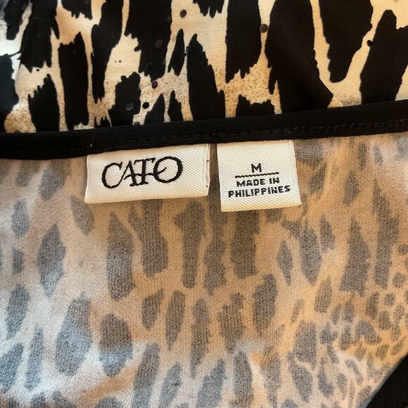 Cato Animal Print Elastic Waist Keyhole Neck Sequin Accent Top M - Picture 4 of 7